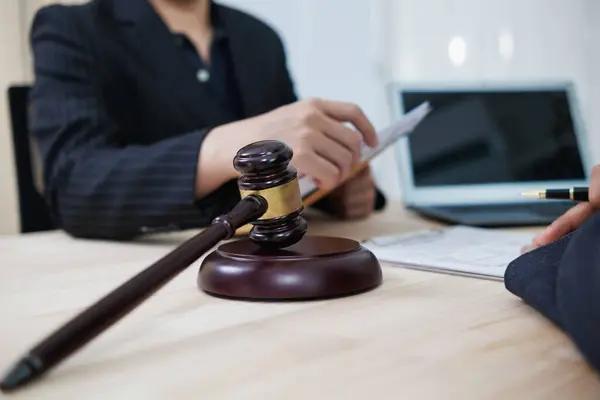 How to Document Poor Performance Before Employee Termination