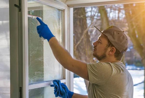 Efficient Solar Panel Cleaning Mesa Services for Homeowners