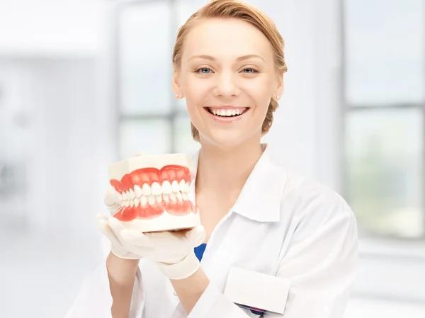 Why a Childrens Dentist Denver Can Make Dental Visits Easier
