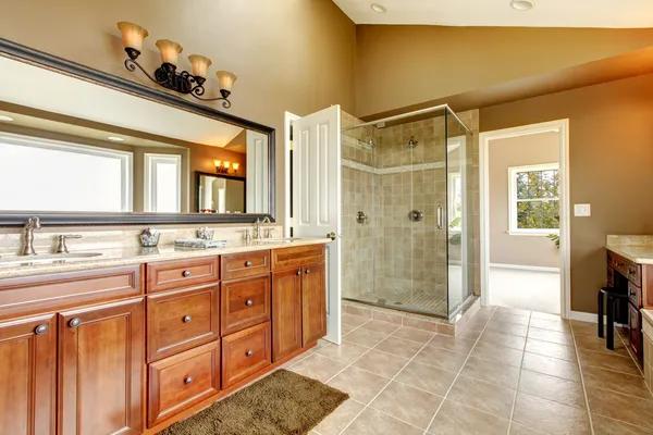 Professional Solutions for Roofing & Remodeling Projects